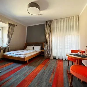 https://hotel-prinz.getmunichhotels.com