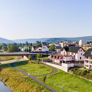 Hotel Straubs Schoene Aussicht, Klingenberg am Main